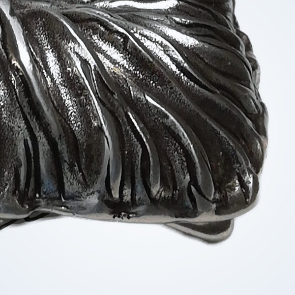 Leave – Detail 2