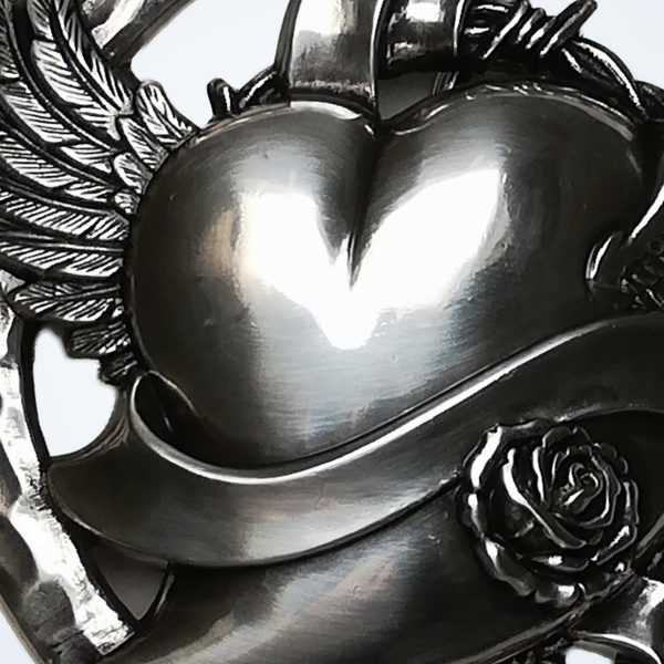 Flying Heart – Detail